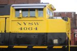 The NYS&W SD70M-2 profile looks much better than in NS black & white. 